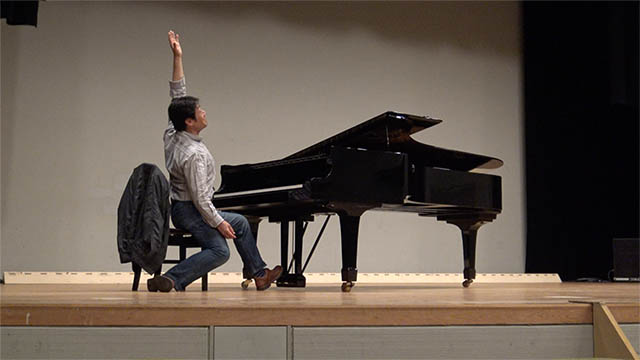 柳田先生の発声練習