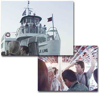 フェリーに乗船