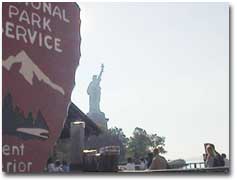 リバティーアイランド到着